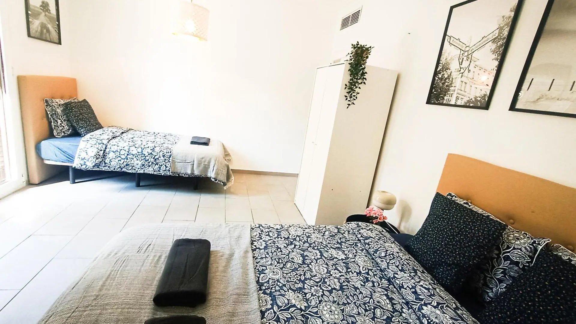 Heart Of Barcelona Rooms Spanien